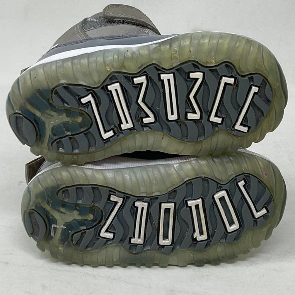 '10 Air Jordan 11 Retro 'Cool Grey' Toddler sz 4c - Picture 7 of 8